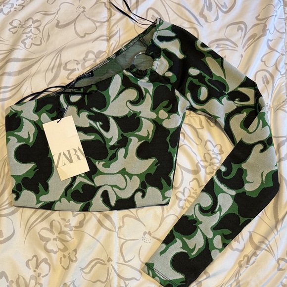 Zara Tops - Zara Camouflage One-Shoulder Top